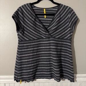 Lole | Women’s Blue Striped V Neck Top Size XL
